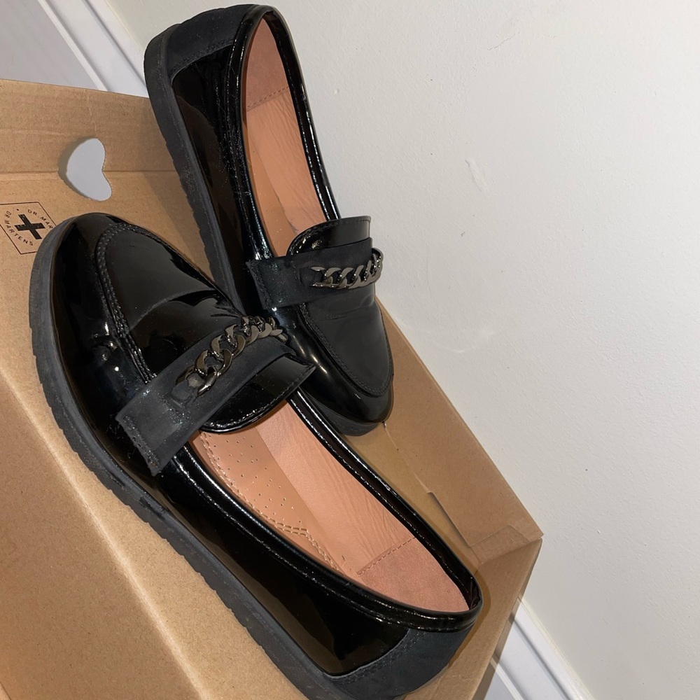 Moccasins Shoes for women sixe 6/12 black color